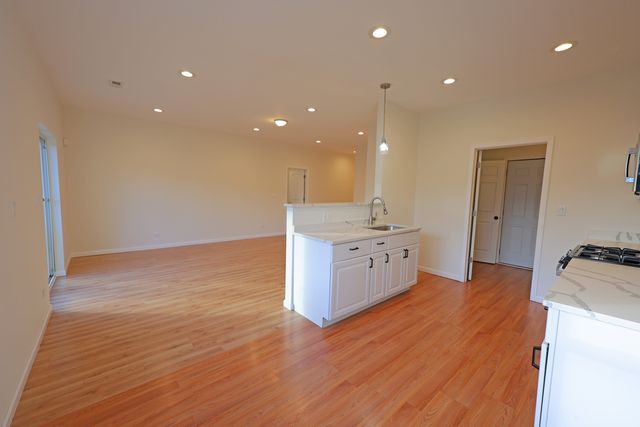 3739 W 139th Street, Robbins, IL 60472