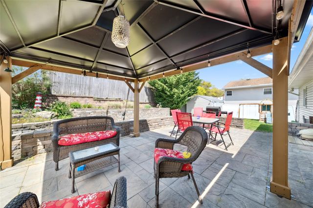415 Fir Grove Road, Ronkonkoma, NY 11779