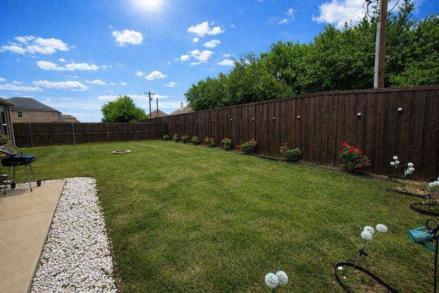 1901 Oakston Drive, Little Elm, TX 75033