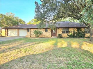 827 North Gray Street, Caldwell, TX 77836