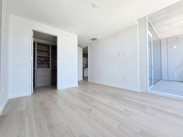 313 W 17th ST 1802, Austin, TX 78701