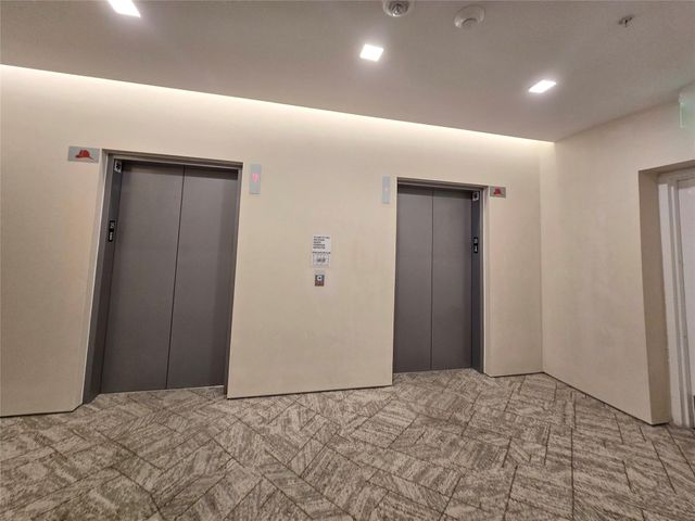 313 W 17th ST 1802, Austin, TX 78701