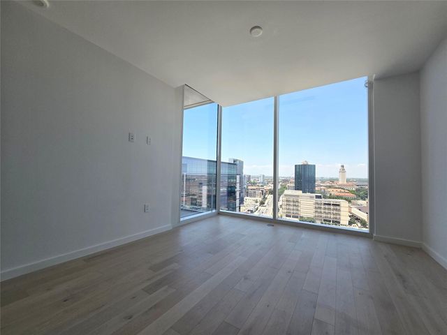 313 W 17th ST 1802, Austin, TX 78701