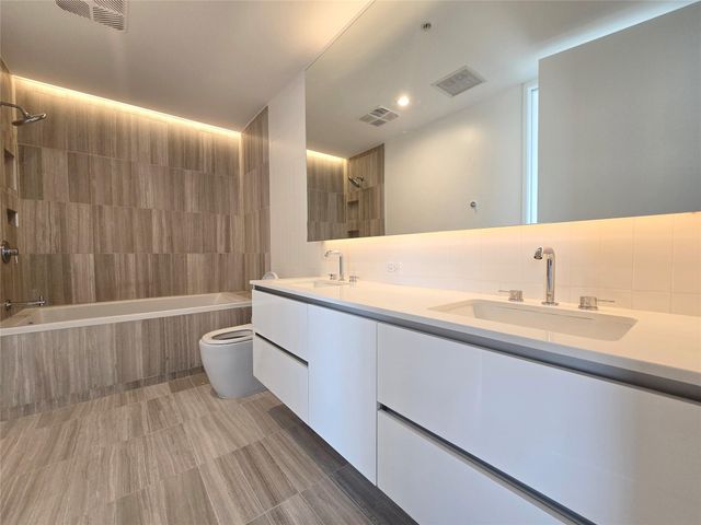 313 W 17th ST 1802, Austin, TX 78701