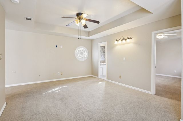 4519 Edge Creek Lane, Arlington, TX 76017