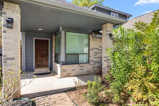 2010 Courtshire Lane, Sugar Land, TX 77478