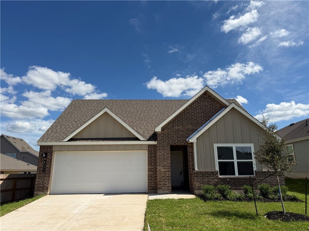1005 Legrand Street, Brenham, TX 77833 — exterior