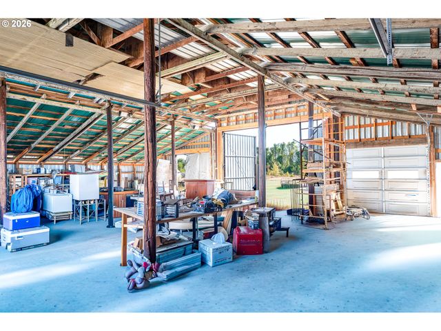 33195 CAMAS SWALE Rd, Creswell, OR 97426