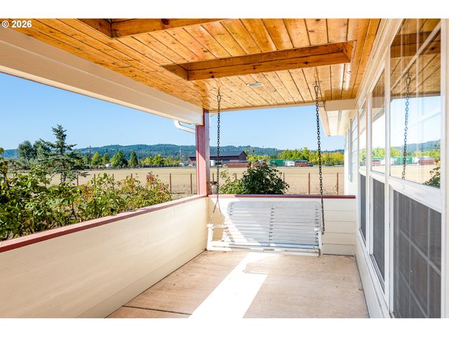 33195 CAMAS SWALE Rd, Creswell, OR 97426