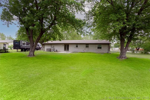 13940 S Dogwood Street, Glenpool, OK 74033