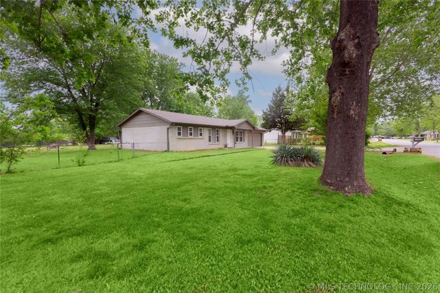 13940 S Dogwood Street, Glenpool, OK 74033