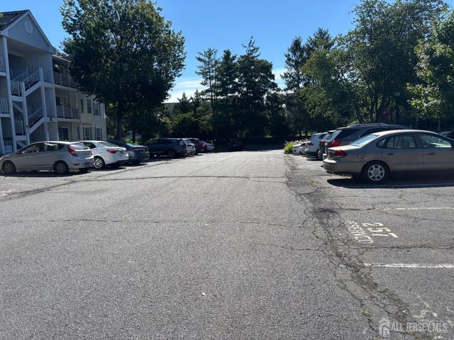 279 Kempsey Drive, North Brunswick, NJ 08902