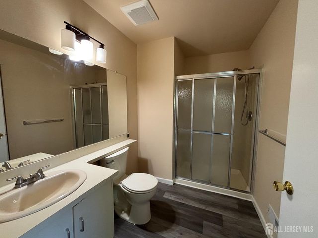 279 Kempsey Drive, North Brunswick, NJ 08902