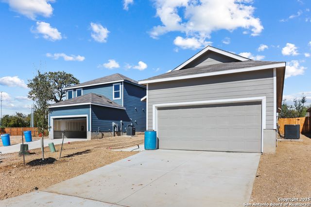 1527 Neria Loop, San Antonio, TX 78224