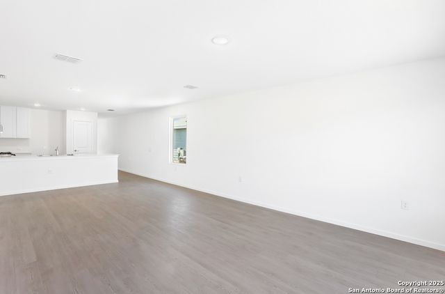 1527 Neria Loop, San Antonio, TX 78224