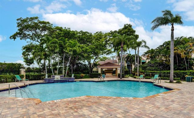 1739 Village Boulevard 206, West Palm Beach, FL 33409