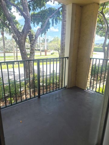 1739 Village Boulevard 206, West Palm Beach, FL 33409