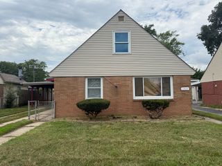 288 Paxton Avenue, Calumet City, IL 60409