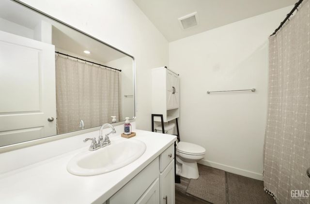 8603 Criterion Drive, Bakersfield, CA 93307