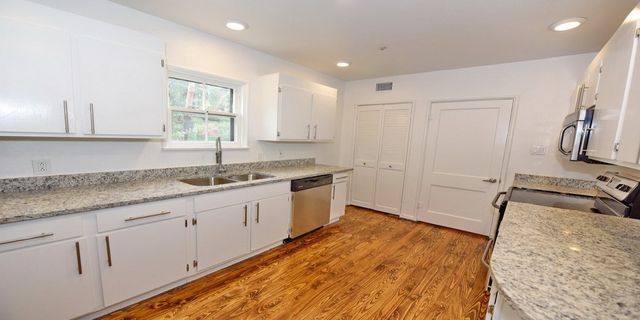 4558 Roland Avenue D, Highland Park, TX 75219