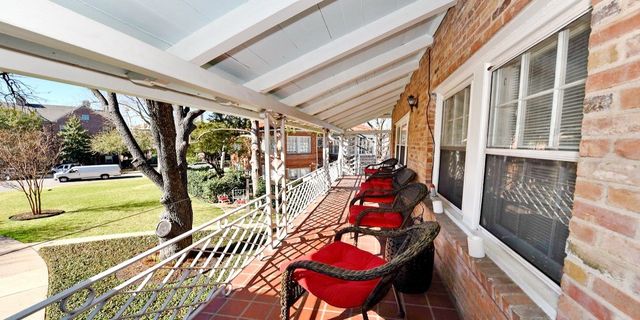4558 Roland Avenue D, Highland Park, TX 75219