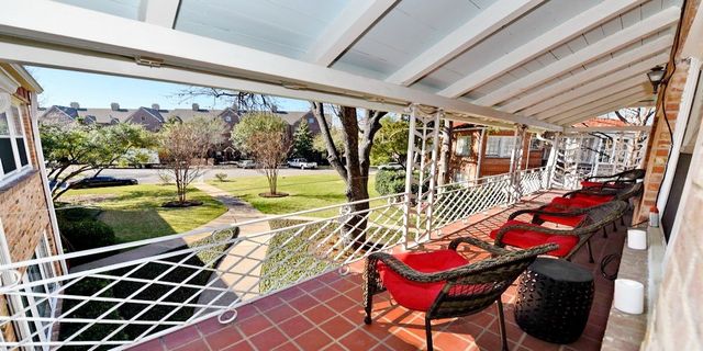 4558 Roland Avenue D, Highland Park, TX 75219