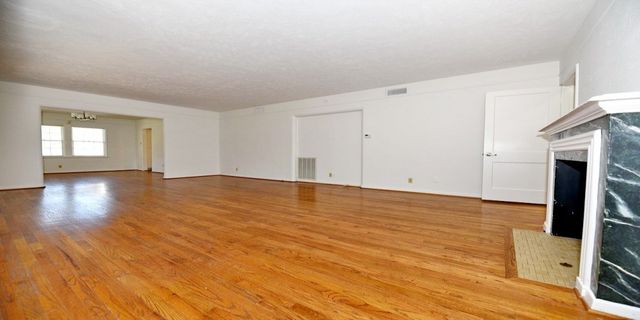 4558 Roland Avenue D, Highland Park, TX 75219