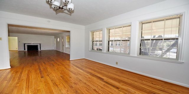 4558 Roland Avenue D, Highland Park, TX 75219