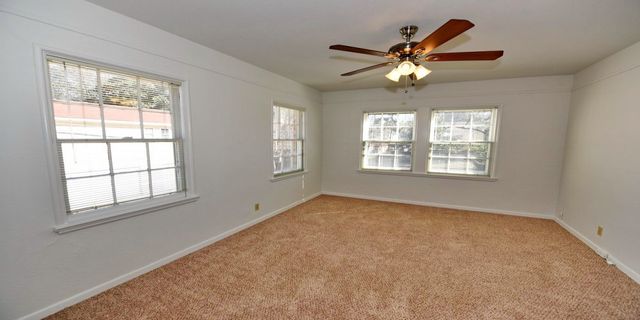 4558 Roland Avenue D, Highland Park, TX 75219
