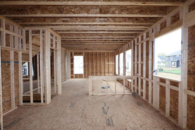 399 Royal Fern Lane, Lewis Center, OH 43035
