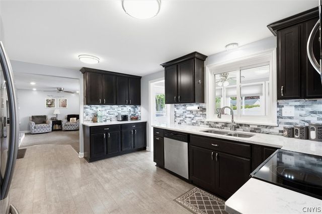 4926 Driftwood Drive, Salina, NY 13088