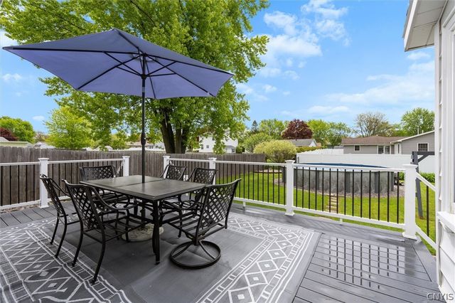 4926 Driftwood Drive, Salina, NY 13088