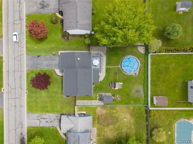 4926 Driftwood Drive, Salina, NY 13088