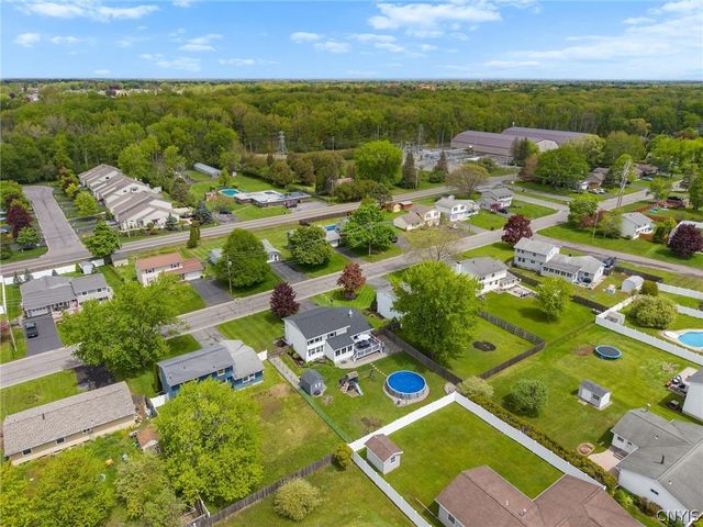 4926 Driftwood Drive, Salina, NY 13088