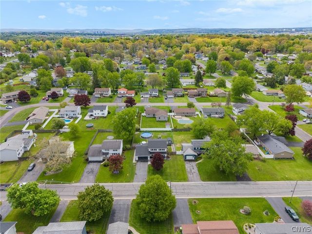 4926 Driftwood Drive, Salina, NY 13088
