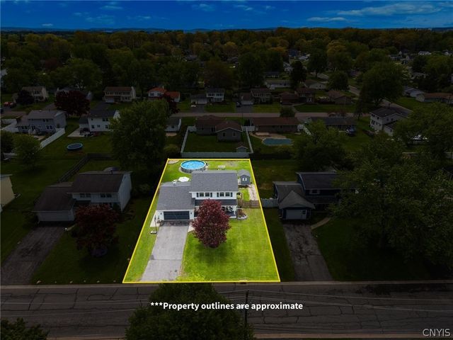 4926 Driftwood Drive, Salina, NY 13088
