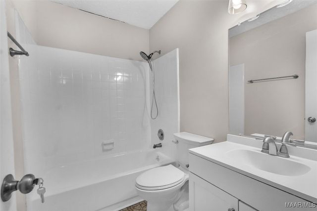 2208 Briar Gate Drive, Montgomery, AL 36116