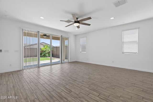 19933 W TURNEY Avenue, Litchfield Park, AZ 85340