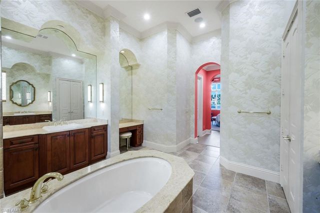 18571 Verona Lago DR, Miromar Lakes, FL 33913