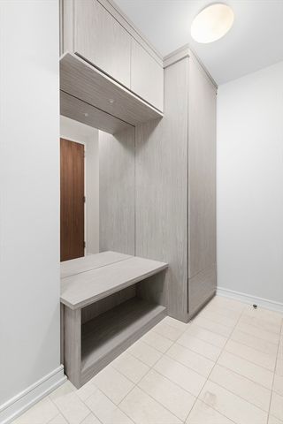 580 Washington St. 1002, Boston, MA 02111