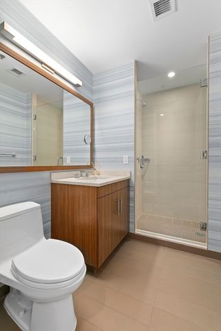 580 Washington St. 1002, Boston, MA 02111
