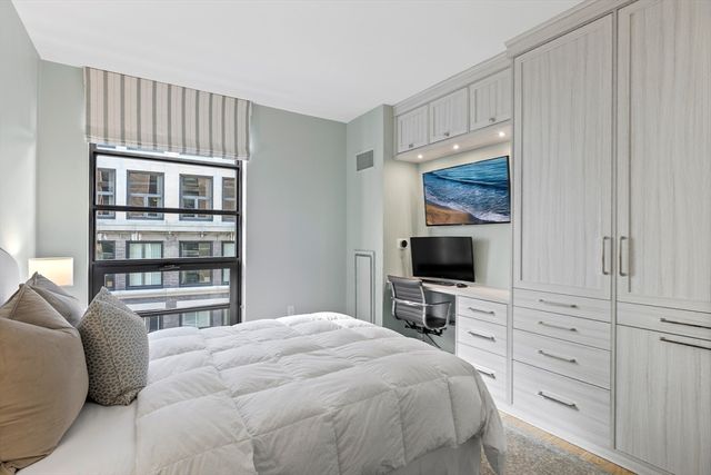 580 Washington St. 1002, Boston, MA 02111