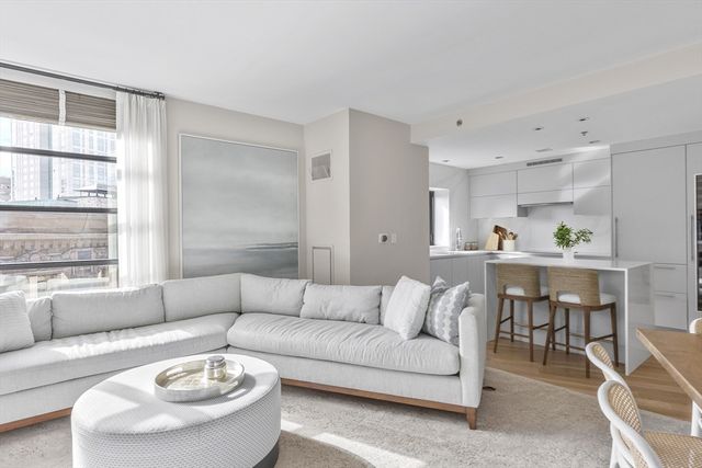 580 Washington St. 1002, Boston, MA 02111