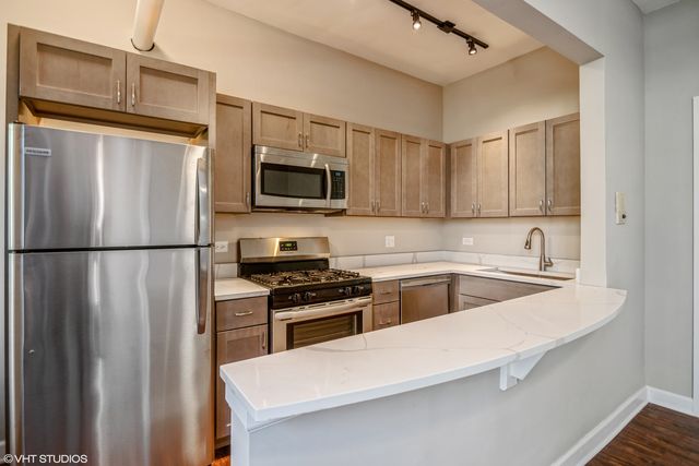 644 W Wrightwood Avenue 5, Chicago, IL 60614