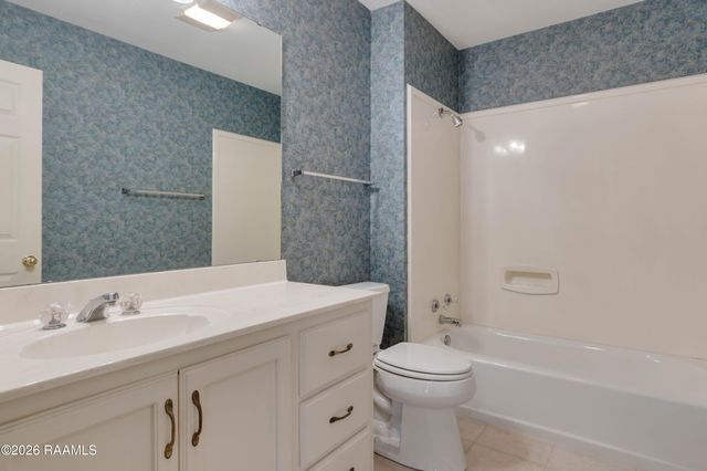 202 Saddlewood Corner, Lafayette, LA 70508