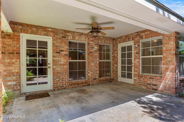 202 Saddlewood Corner, Lafayette, LA 70508