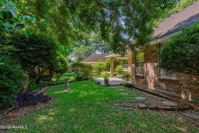 202 Saddlewood Corner, Lafayette, LA 70508