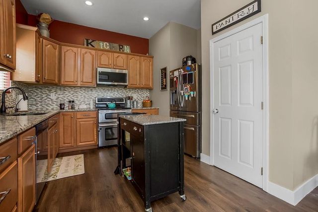 57 Willow Lane, Linn Valley, KS 66040