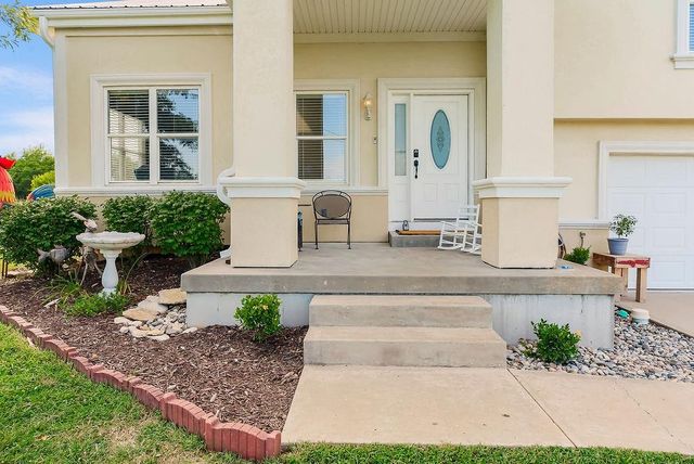 57 Willow Lane, Linn Valley, KS 66040