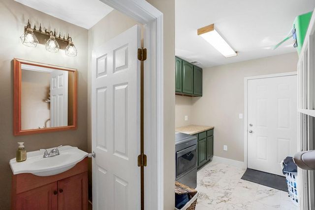 57 Willow Lane, Linn Valley, KS 66040